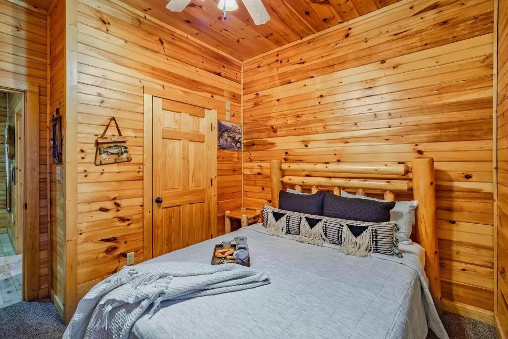 Stunning Mountain Cabin W Hot Tub Gatlinburg Zewnętrze zdjęcie