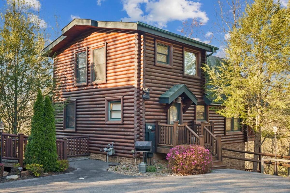 Stunning Mountain Cabin W Hot Tub Gatlinburg Zewnętrze zdjęcie