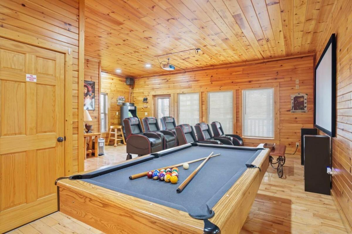 Stunning Mountain Cabin W Hot Tub Gatlinburg Zewnętrze zdjęcie
