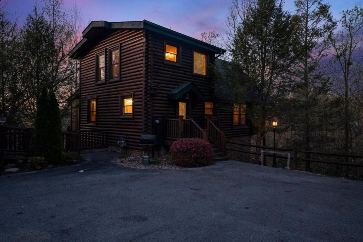 Stunning Mountain Cabin W Hot Tub Gatlinburg Zewnętrze zdjęcie