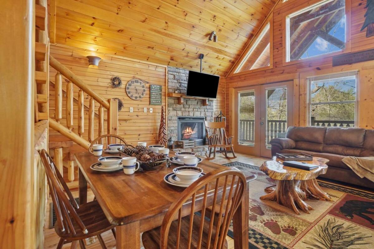 Stunning Mountain Cabin W Hot Tub Gatlinburg Zewnętrze zdjęcie